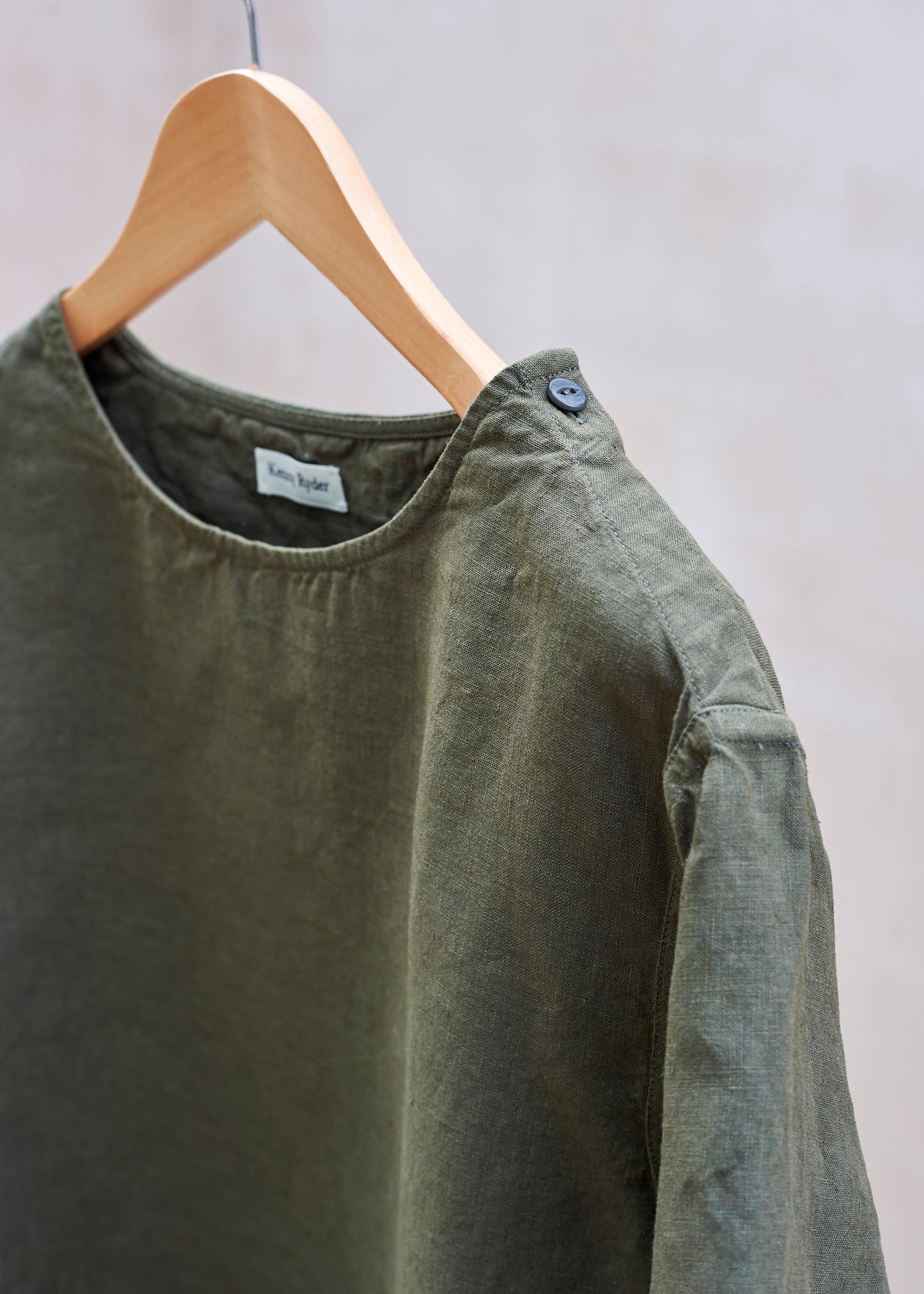 Beech Shirt - Green Linen